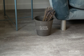 Ceramo Vinilam Stone 8 мм 71614 Цемент Светлый фото 6 | FLOORDEALER